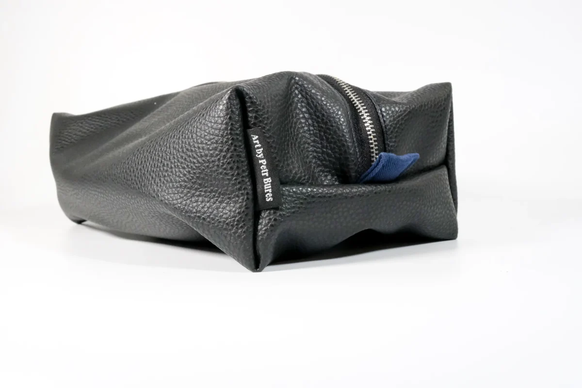 Toaletní taška L - černá