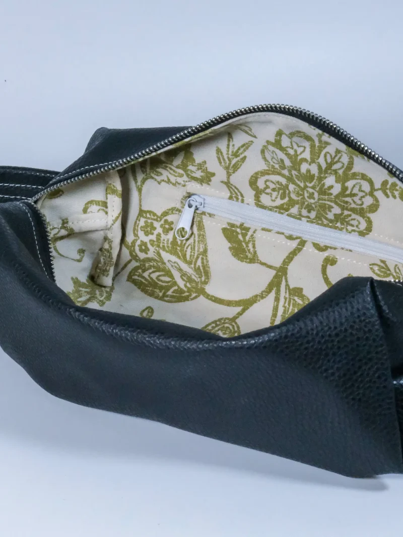 Toaletní taška M - černá (B - grade)