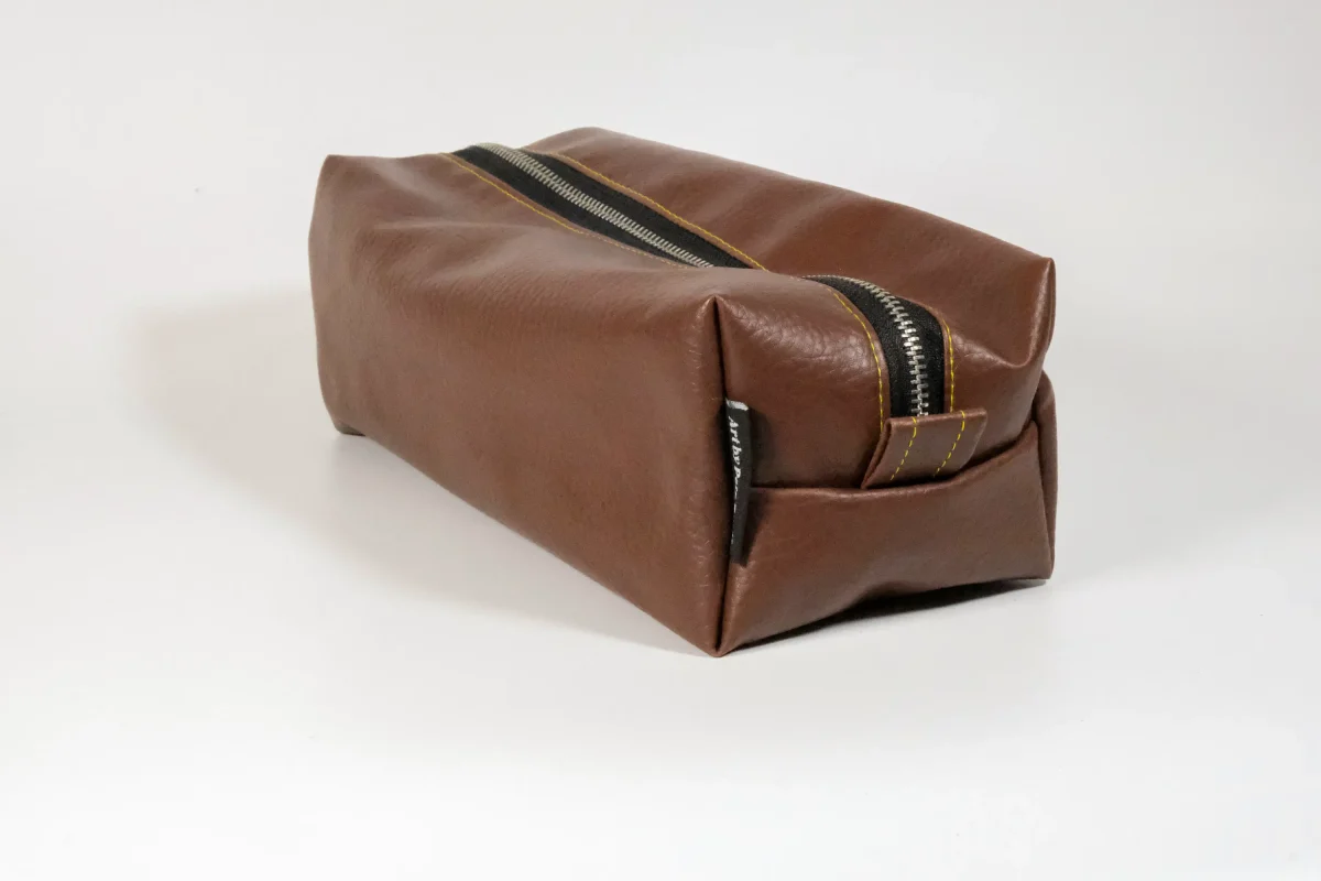 Toaletní taška M - hnědá