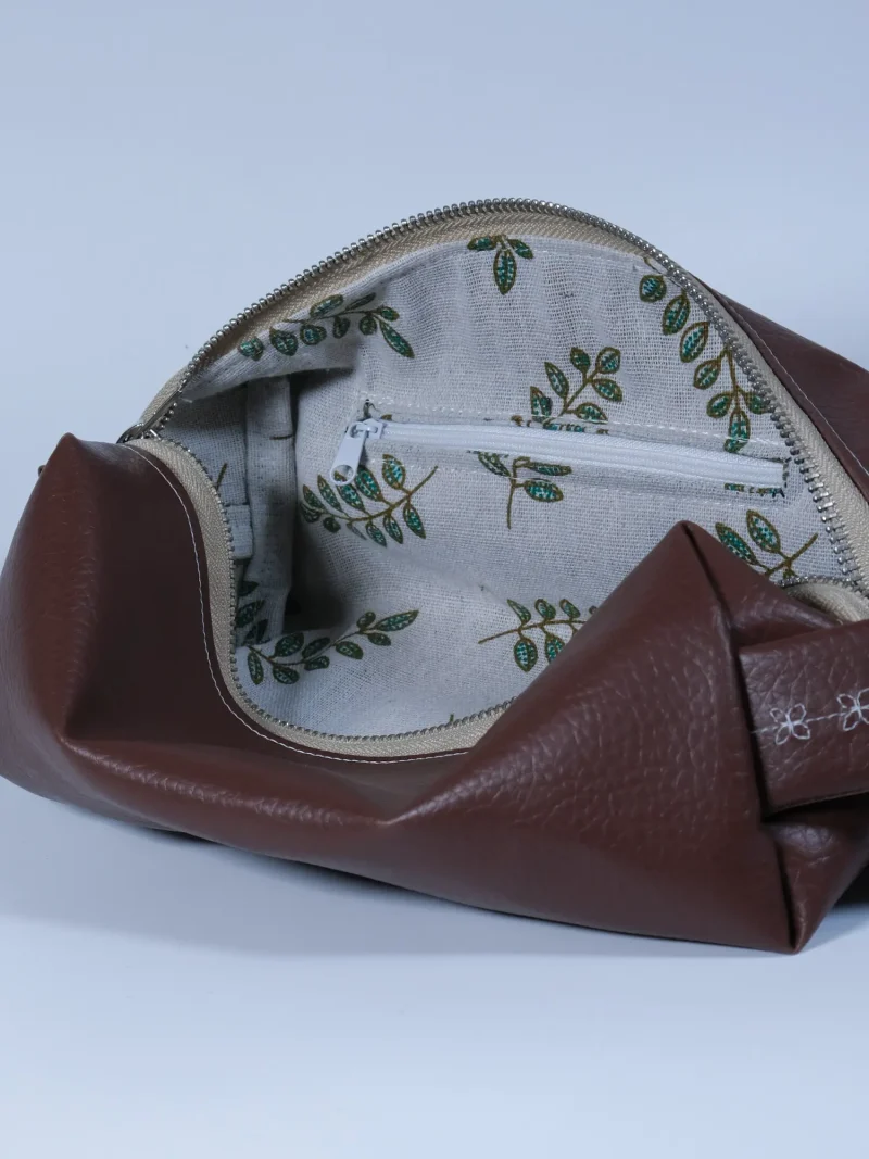 Toaletní taška M - hnědá