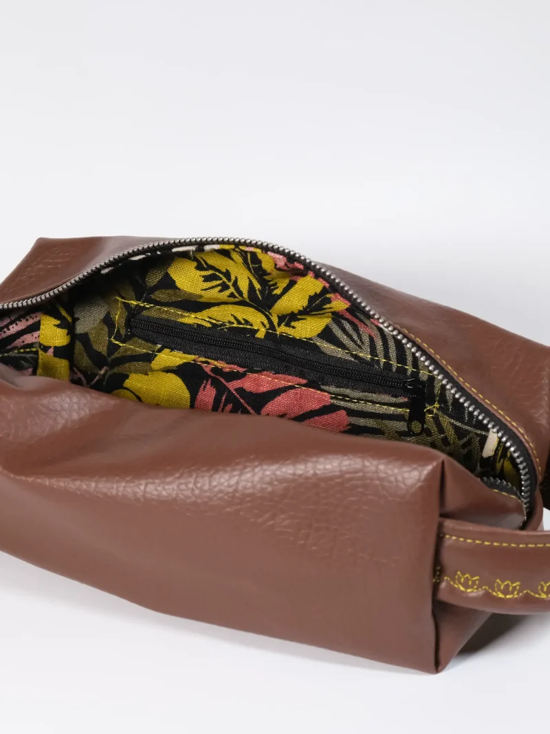 Toaletní taška M - hnědá