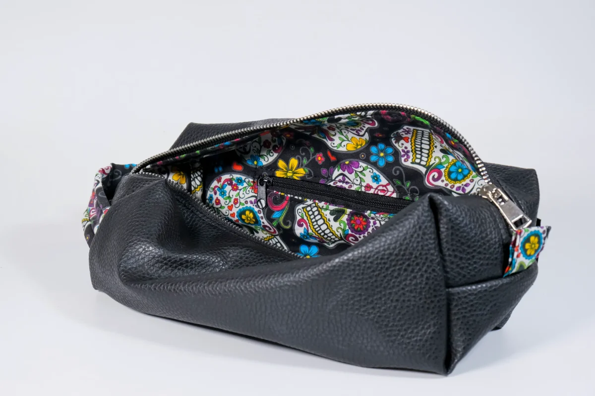 Toaletní taška M - černá