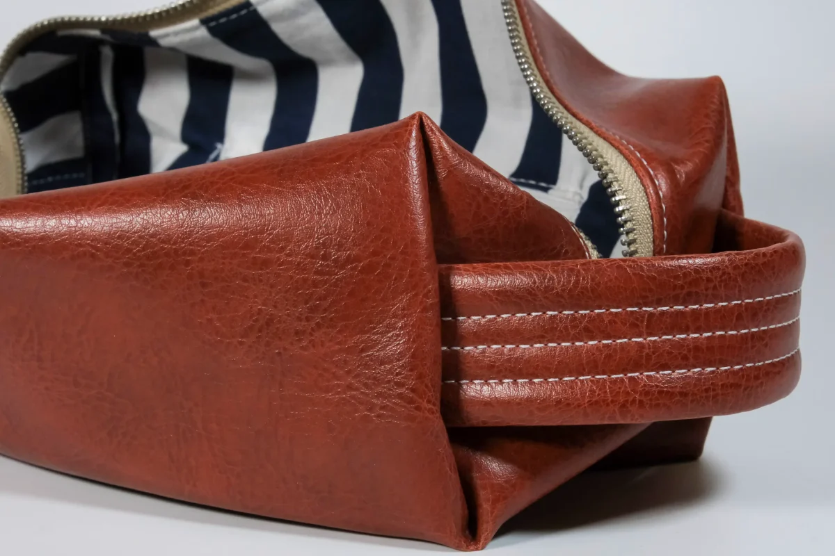 Toaletní taška M - červená