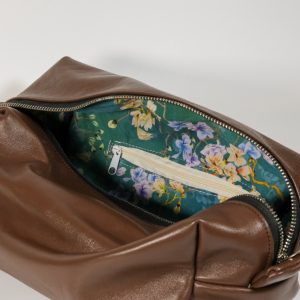 Prémiová toaletní taška L - hnědá (B - grade)