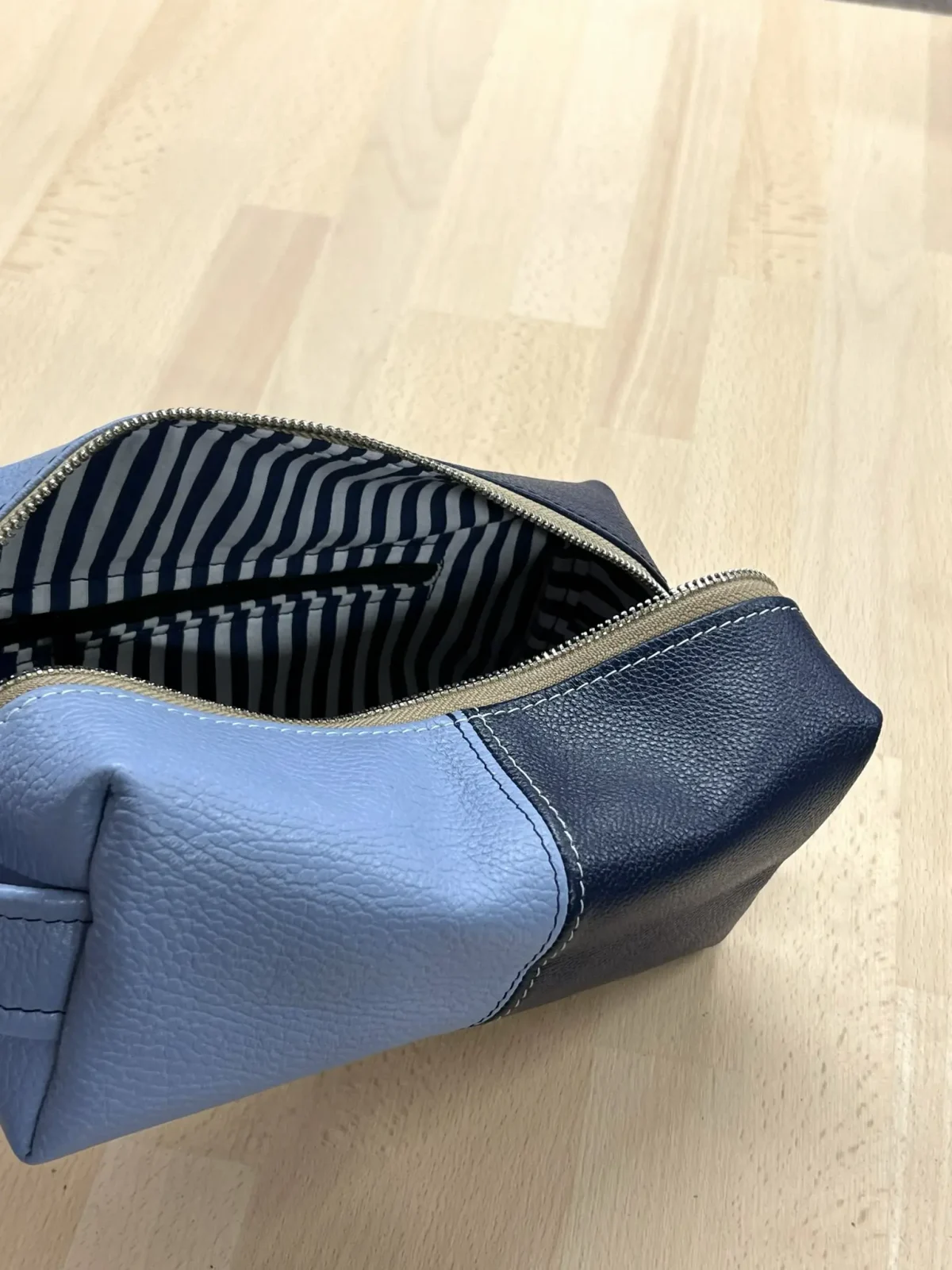 Toaletní taška M premium - kožená